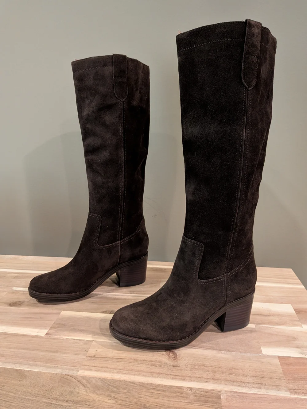 Nine West Hecee Suede Knee High Boot Dark Brown Women's 7 NWOT